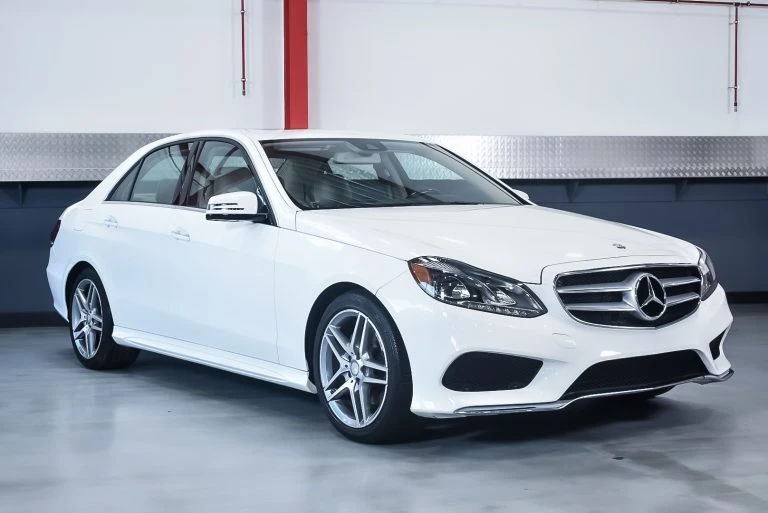 Mercedes 149 Polar White Basecoat With Reducer Gallon (Basecoat Only) 1 Mercedes 149 Polar White Basecoat With Reducer Gallon (Basecoat Only)