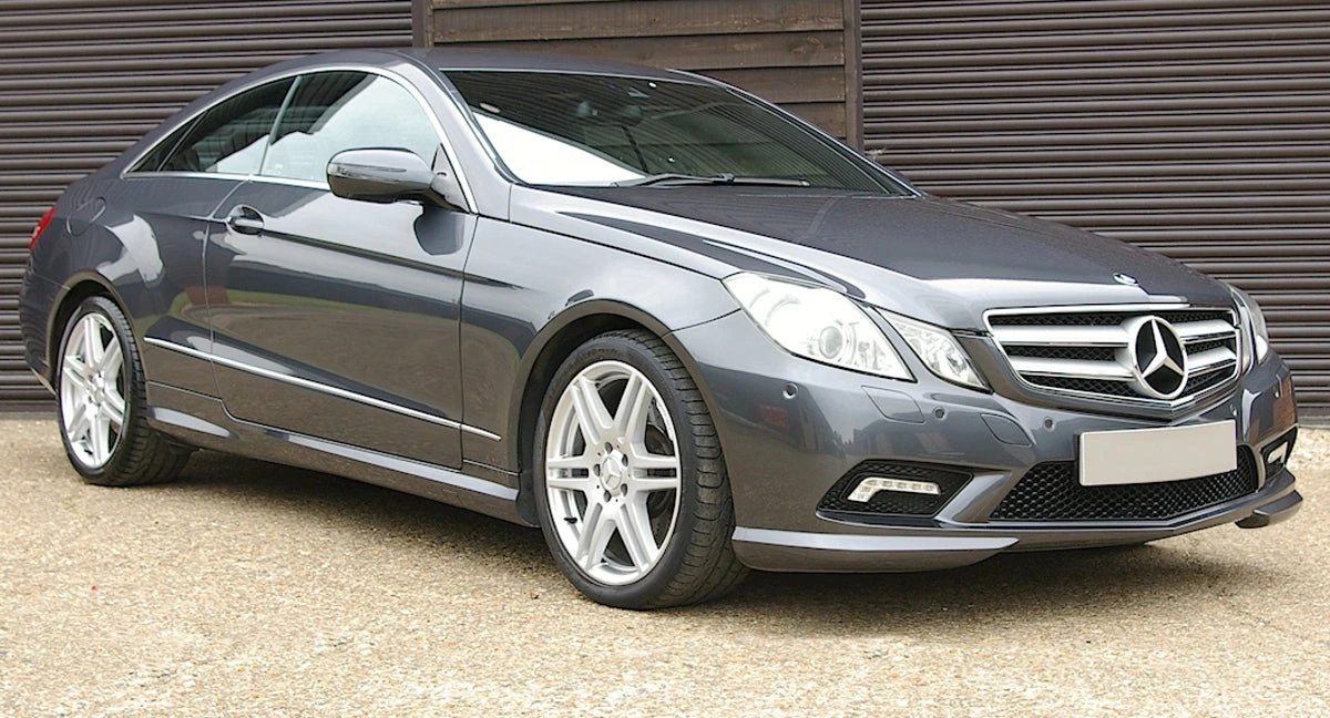 Mercedes 755 Tenorite Gray Metallic Basecoat + Reducer Quart (Basecoat Only) Kit 1 Mercedes 755 Tenorite Gray Metallic Basecoat + Reducer Quart (Basecoat Only) Kit