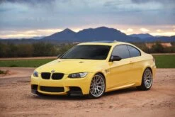BMW 267 Dakar Yellow Basecoat With Reducer Gallon (Basecoat Only) Kit