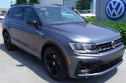 Platinum Gray Audi LD7X Basecoat With Reducer Gallon (Basecoat Only)Kit