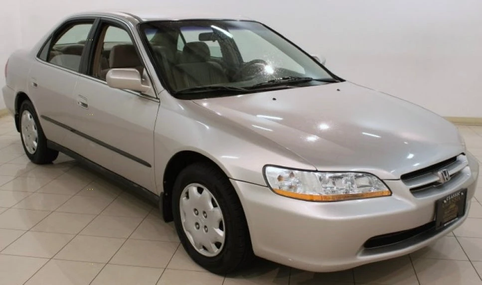 Heather Mist Metallic Honda YR508M Basecoat + Reducer Quart (Basecoat Only) Kit 1 Heather Mist Metallic Honda YR508M Basecoat + Reducer Quart (Basecoat Only) Kit