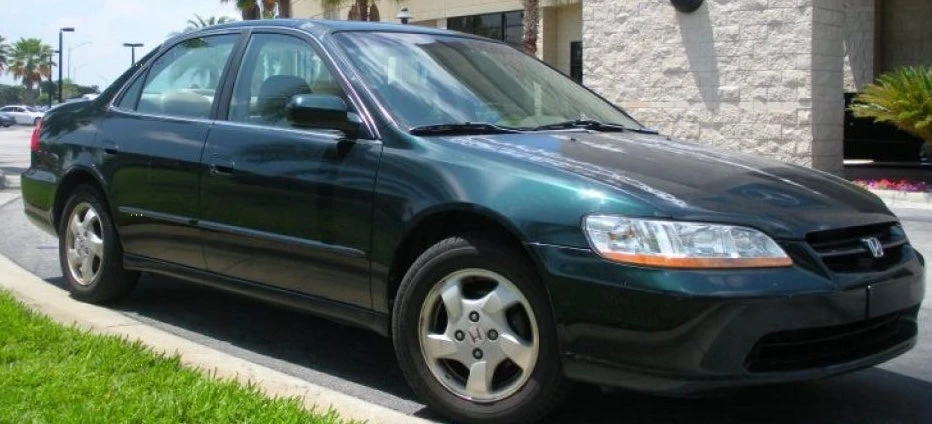 Dark Emerald Pearl Honda G87P Basecoat + Reducer Quart (Basecoat Only) Kit 1 Dark Emerald Pearl Honda G87P Basecoat + Reducer Quart (Basecoat Only) Kit