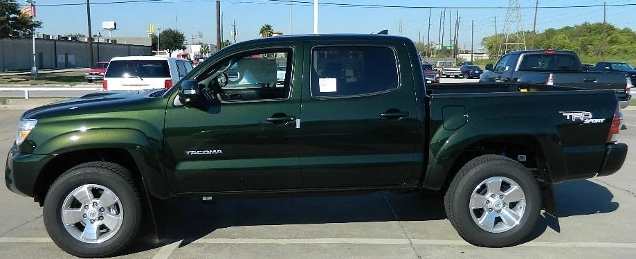 Dark Green Pearl Toyota 6R4 Basecoat Clearcoat Complete Gallon Kit 1 Dark Green Pearl Toyota 6R4 Basecoat Clearcoat Complete Gallon Kit