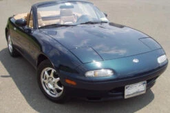 Mazda M8 Montego Blue Basecoat + Reducer Quart (Basecoat Only) Kit