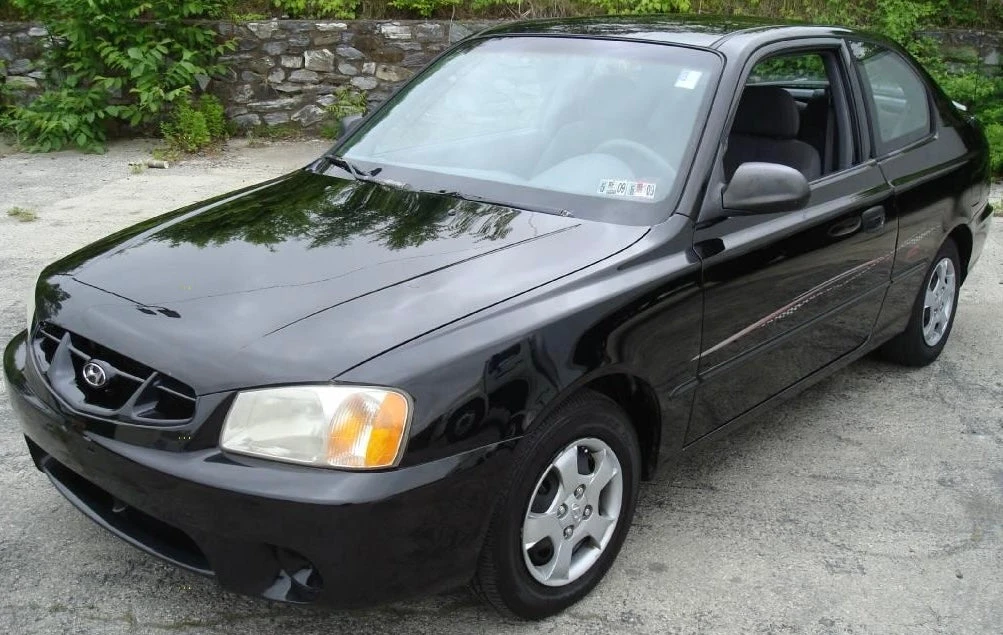 Hyundai EB Black Basecoat Clearcoat Complete Gallon Kit 1 Hyundai EB Black Basecoat Clearcoat Complete Gallon Kit