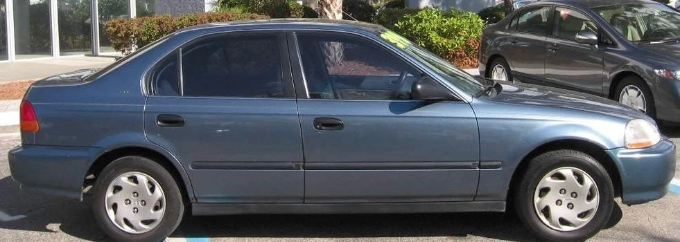 Honda B73M Cyclone Blue Basecoat + Reducer Quart (Basecoat Only) Kit 1 Honda B73M Cyclone Blue Basecoat + Reducer Quart (Basecoat Only) Kit