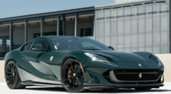 Ferrari 666017 Verde British Green Basecoat Clearcoat Complete Gallon Kit